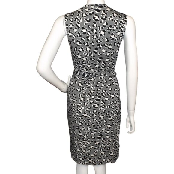 DIANE VON FURSTENBERG Wrap Dress, 8, New Yatzi Short, Spotted Floral Cat, Grey - Picture 7 of 16